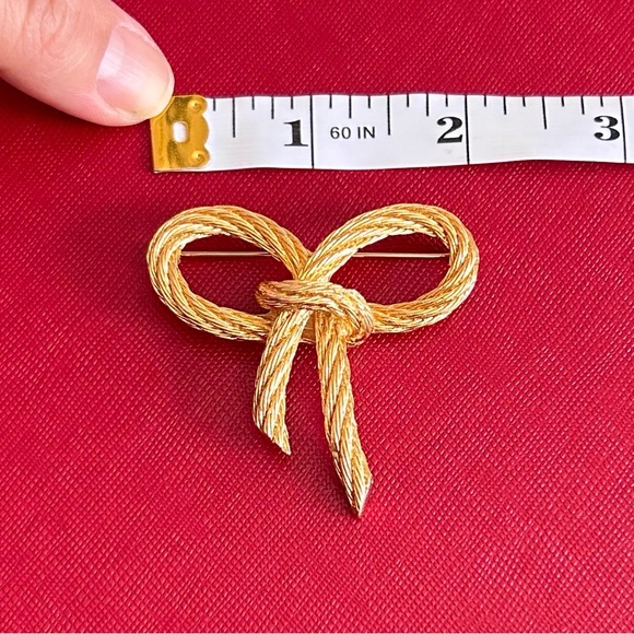 DIOR Vintage Roped Bow Brooch Gold - Picture 7 of 12
